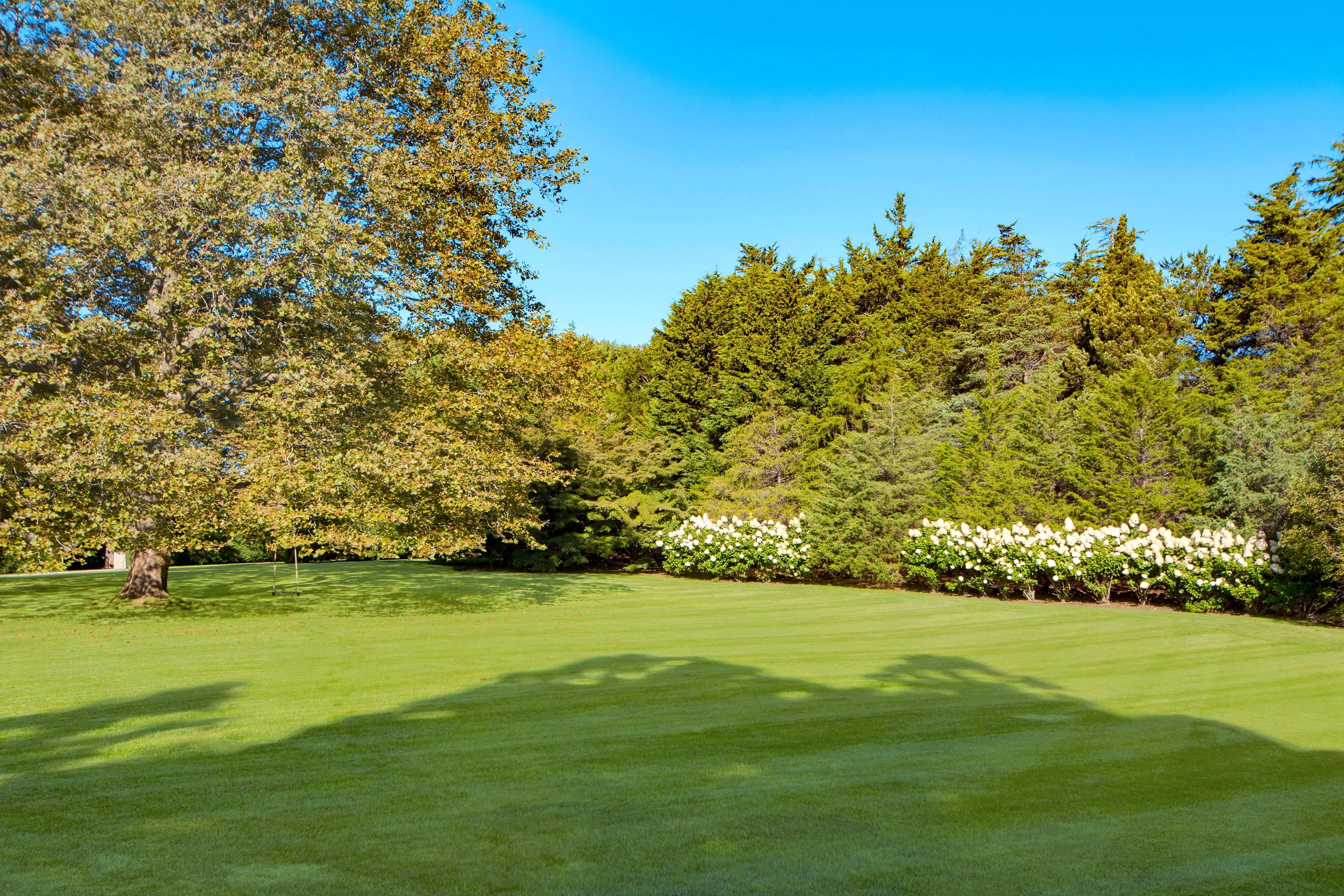 80 Wyandanch Ln, Southampton, NY 11968 Out East