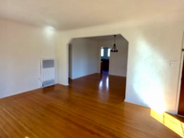 6087 Cashio St #6089 — Photo 10