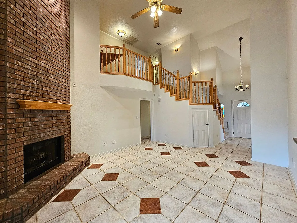 Building Photo - 4300 Barrington Trl