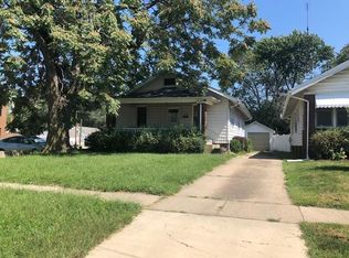 1704 S State St, Springfield, IL 62704
