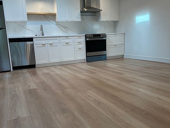 2nd image of 1754 9th St #E