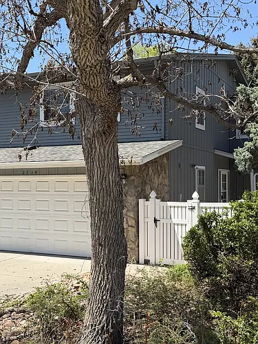 2714 S Xanadu Way Photo 1