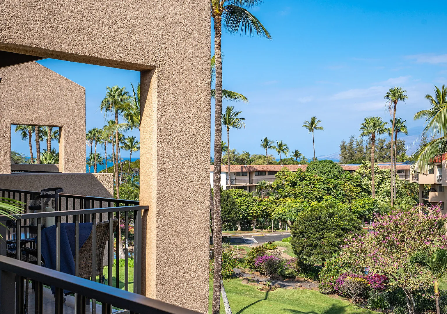 Kamaole Sands 7-405: Stunning Renovation, Large Lanai, Ocean View, — Photo 4
