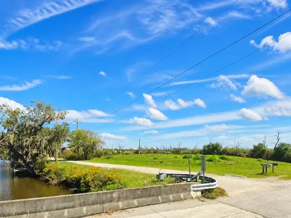 109 E Shirley Rd, Port Sulphur, LA 70083