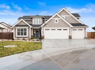 4884 N Elena Maria Pl, Meridian, ID 83646