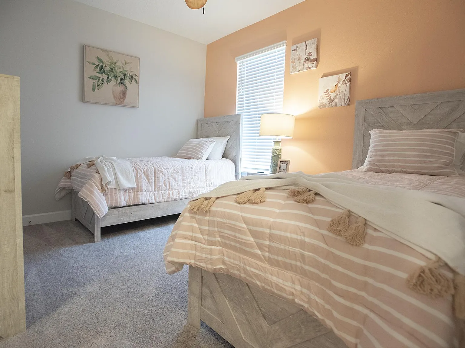 2 bed, 1558 sqft, $2,850 — Photo 4