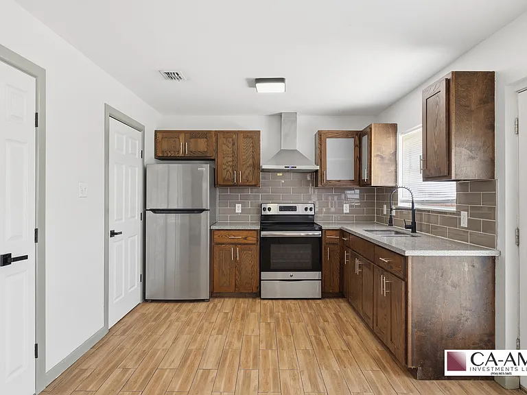 3605 Yucca Ave — Photo 5