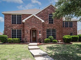 8701 Hartford Dr, Rowlett, TX 75089