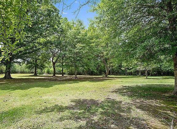 3rd image of 75058 White Oak Ln
