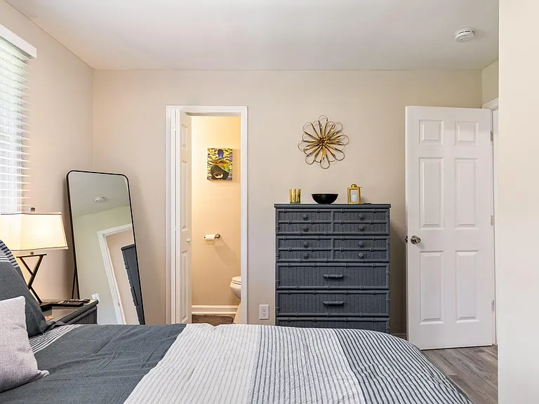 2706 Combs Dr — Photo 13