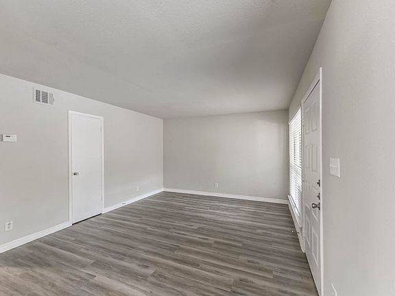 3rd image of 1015 Gunnison St #1012D