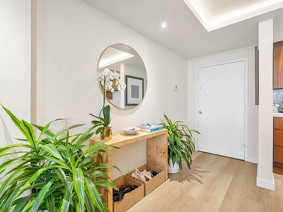 2nd image of 354 Chilean Avenue #5c
