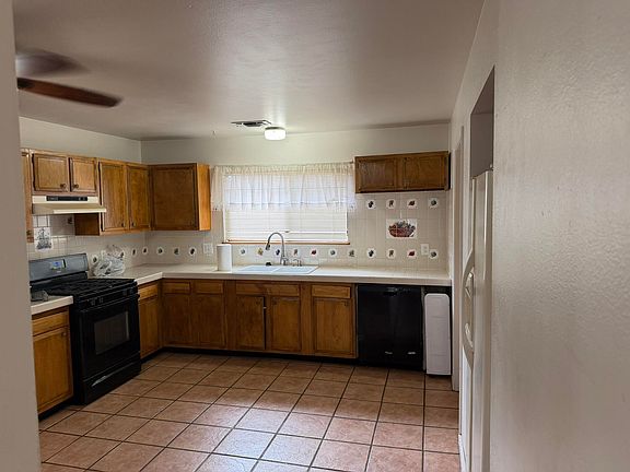 5th image of 3009 Vista Grande Dr NW