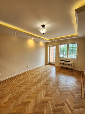 Rented by Bouklis Group | media 15