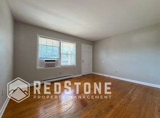 128 Friendly Rd, Burlington, NC 27217