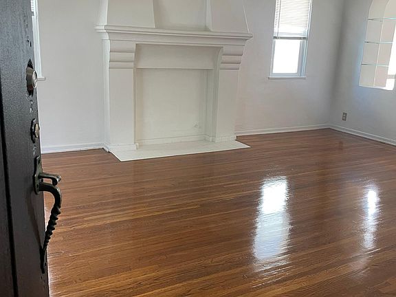 3rd image of 428 N Ogden Dr APT 3