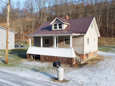 33 Hill St, Adena, OH, 43901