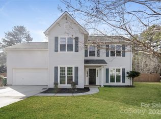 6111 Panache Dr, Matthews, NC 28104