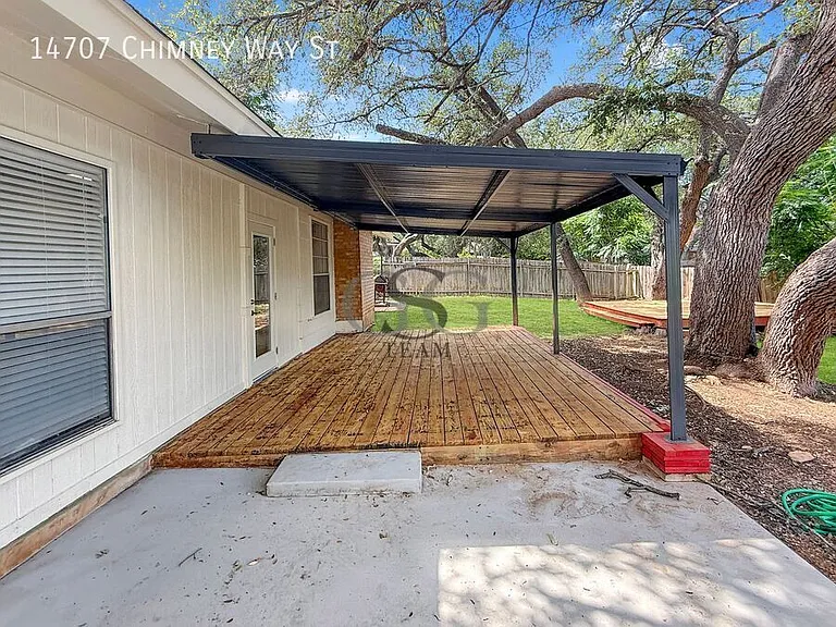 14707 Chimney Way St — Photo 2