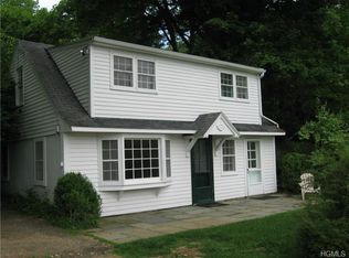 196 Trinity Pass Rd, Pound Ridge, NY 10576