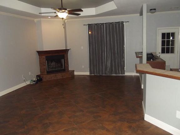 3rd image of 4417 Olive Dr