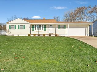 911 Penny St SE, North Canton, OH 44720