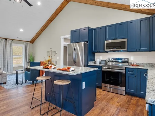 190 Highland Drive, Sparta, NC 28675