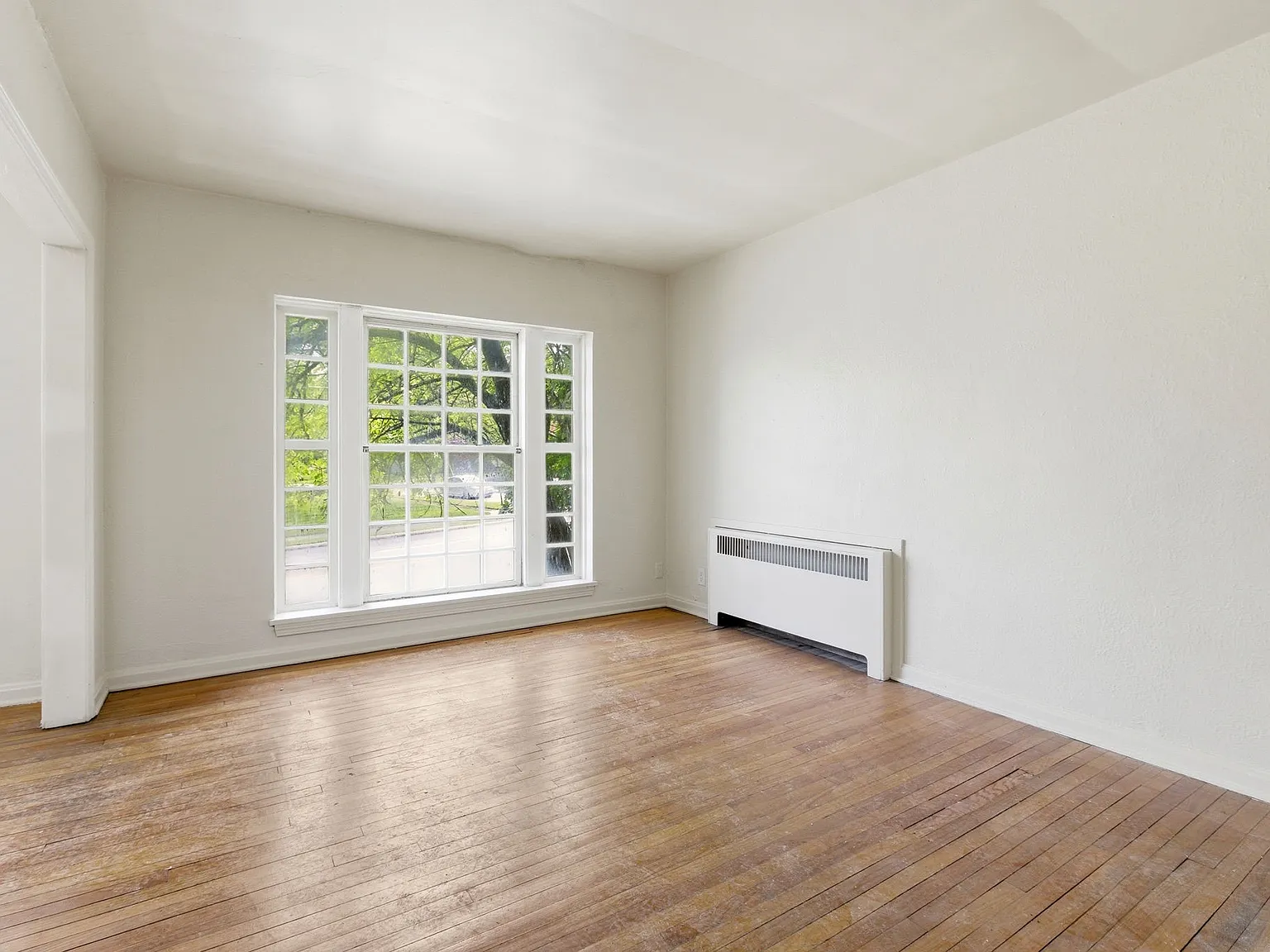 2 bed, 672 sqft, $1,100 — Photo 3
