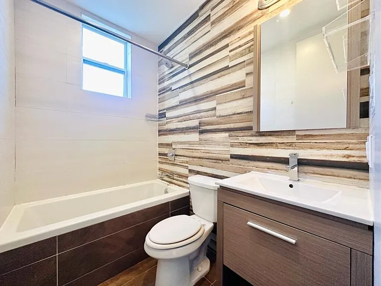 17-18 Summerfield St #2 — Photo 2
