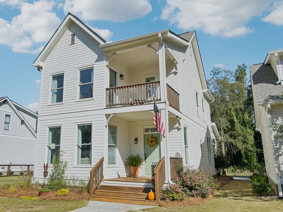 1st image of 406 Bell St