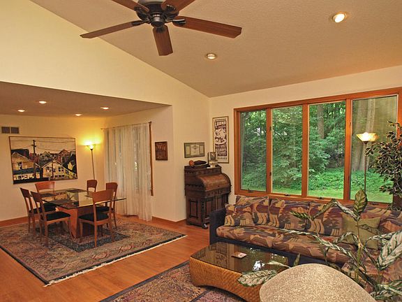 5th image of 6405 Nightingale Ave
