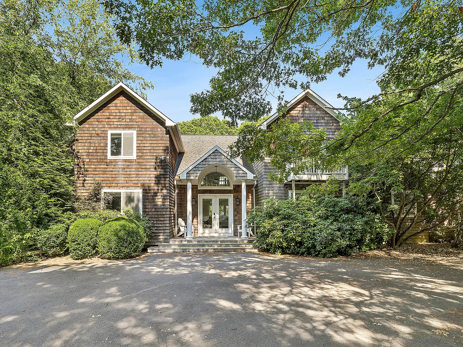 Resort Living in Quogue Village — Photo 1