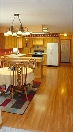 4th image of N6865 Hillview Dr