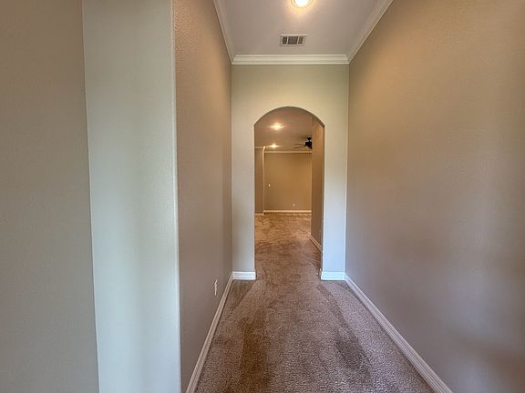 3rd image of 116 Frank St