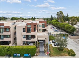 7826 Topanga Canyon Blvd APT 220, Canoga Park, CA 91304