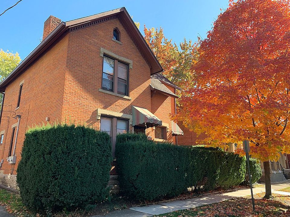 1st image of 1350 1/2 Dennison Ave