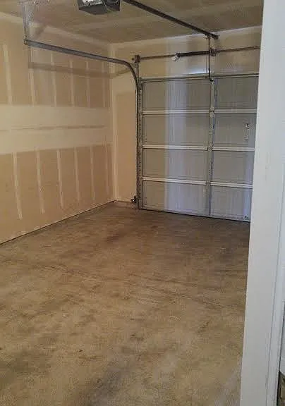 Gateway Village Apartments — Photo 98