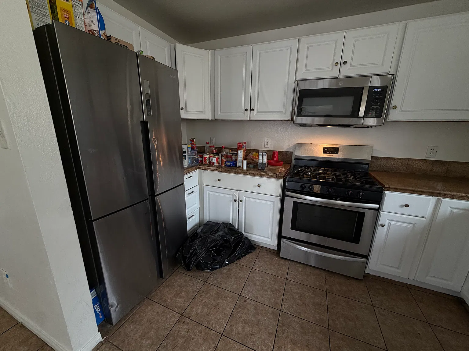 4 bed, 1481 sqft, $3,474 — Photo 2