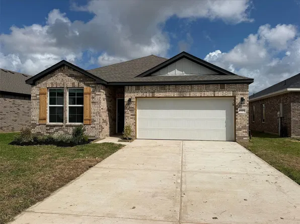 2520 Rose Quartz Dr, Texas City, TX 77591