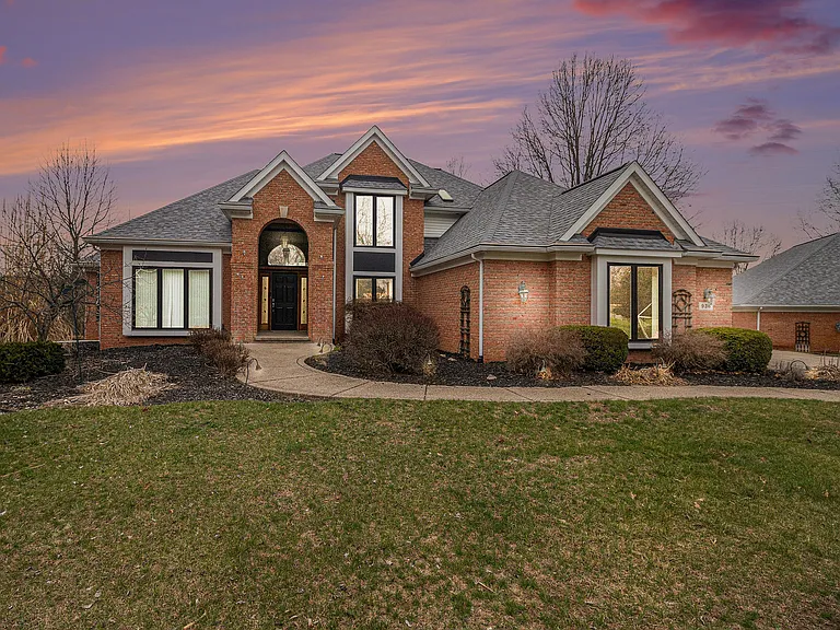 936 Beaver Crossing Ln — Photo 1