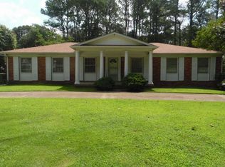 512 Virginia Dr, Lawrenceburg, TN 38464
