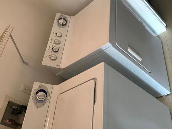 5th image of 11200 Addington Dr #1