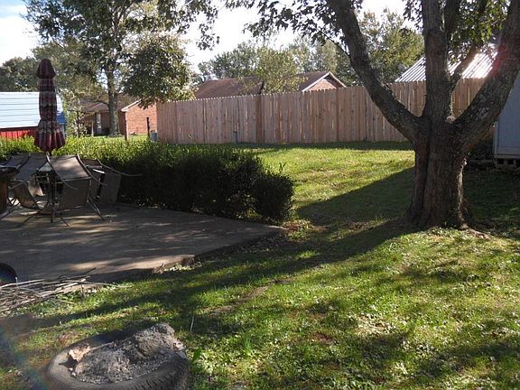 3rd image of 343 Hicrest Dr