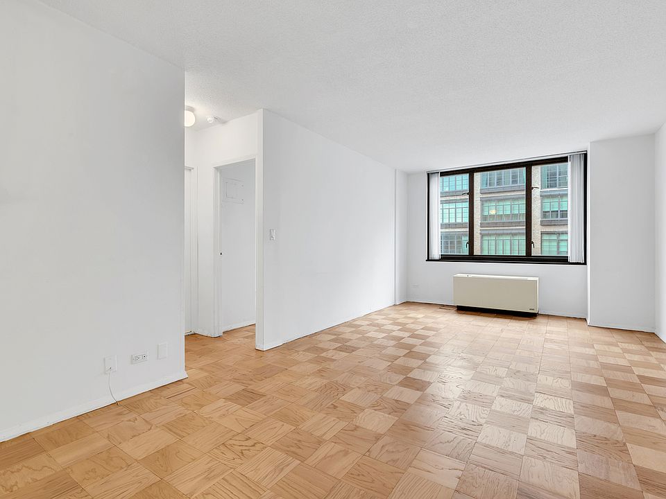 1st image of 407 Park Ave S APT 24F