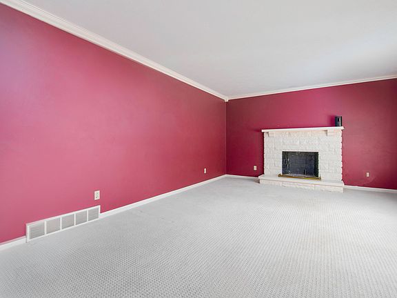4th image of 502 Southland Dr