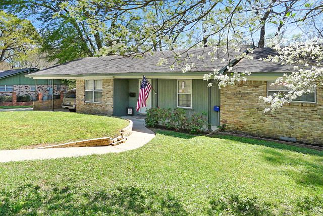 1st image of 1216 E Neches St