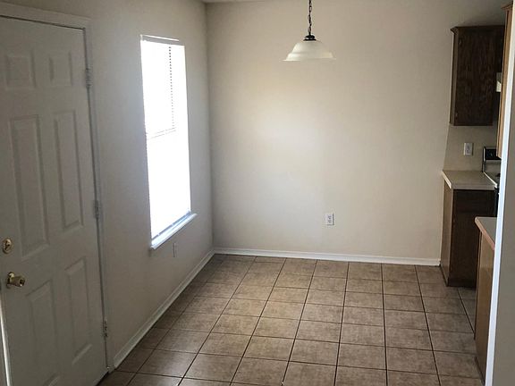 2nd image of 2301 Alma Blvd APT 6
