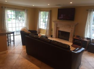 1055 Agate St, San Diego, CA 92109