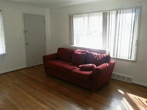 4th image of 9900 Woodring St
