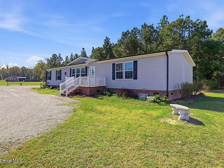 Listing photo 4